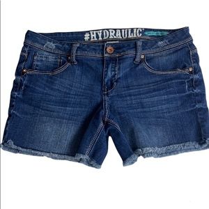 HYDRAULIC JEAN SHORTS